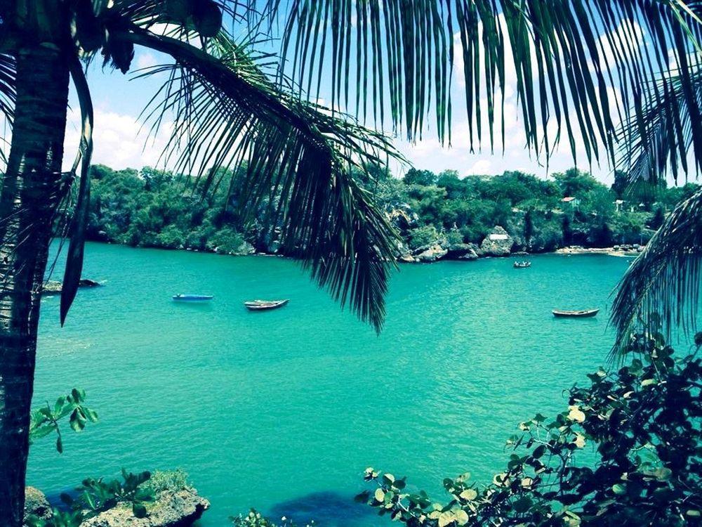 Hotel El Viejo Pirata Boca de Yuma Ngoại thất bức ảnh