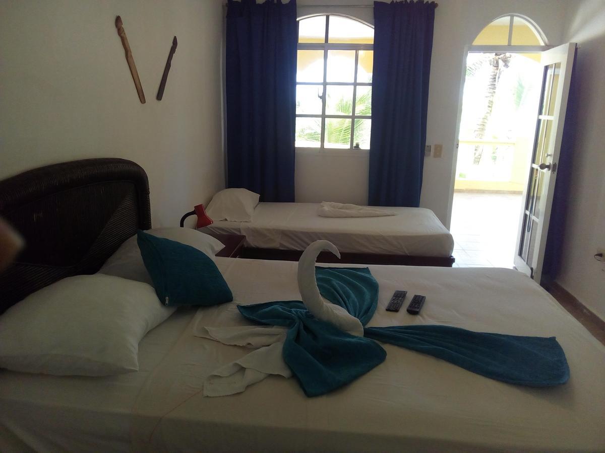Hotel El Viejo Pirata Boca de Yuma Ngoại thất bức ảnh