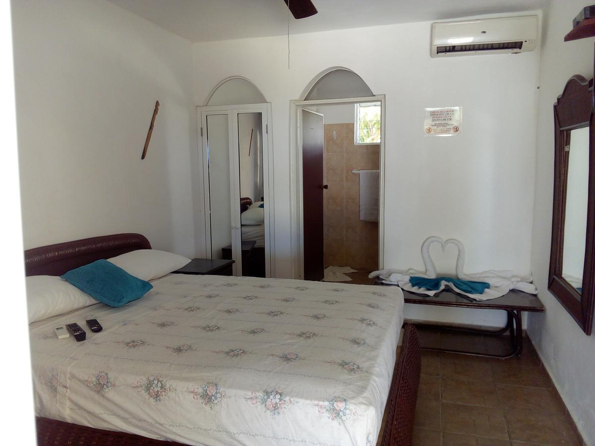 Hotel El Viejo Pirata Boca de Yuma Ngoại thất bức ảnh